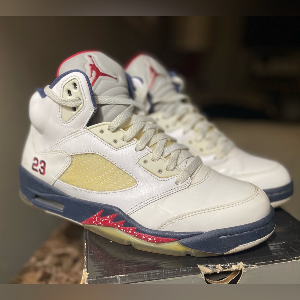 Air Jordan 5 Retro Men’s 8.5 White/Varsity Red with Navy